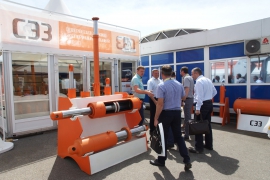 Stand of the North-Zadonsk experimental plant at the exhibition Coal and Mining of Russia 2017. Mechanized support, hydrostock, hydraulic jacks